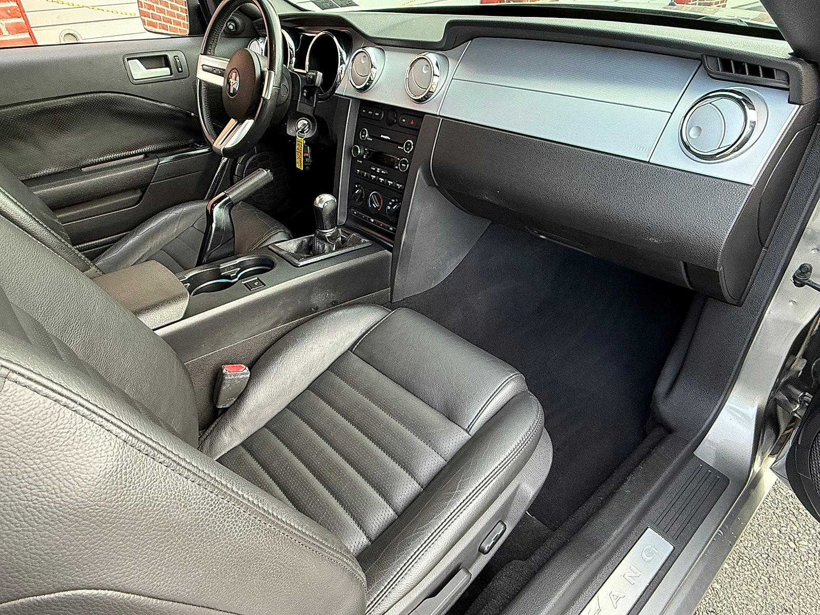Used 2009 Ford Mustang GT image 17