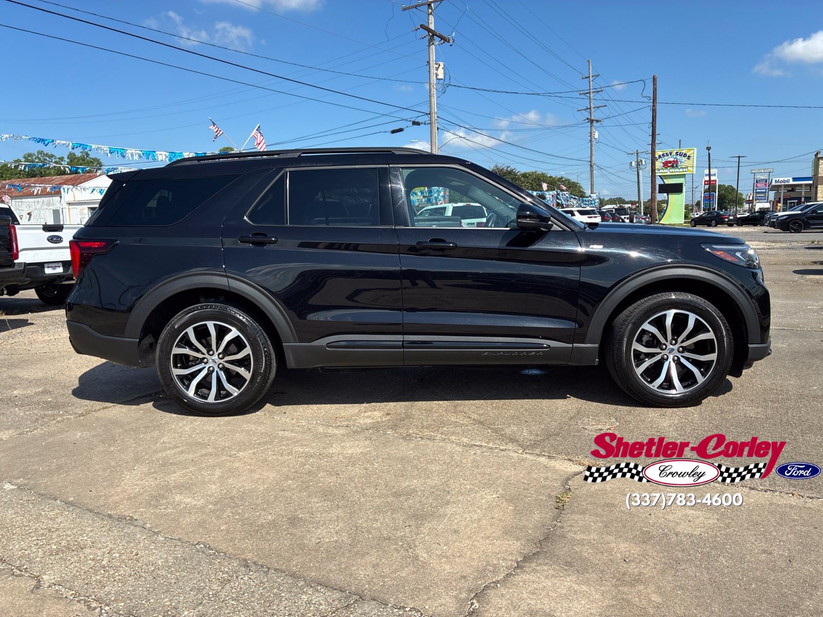 Used 2025 Ford Explorer ST-Line AWD/4WD image 28