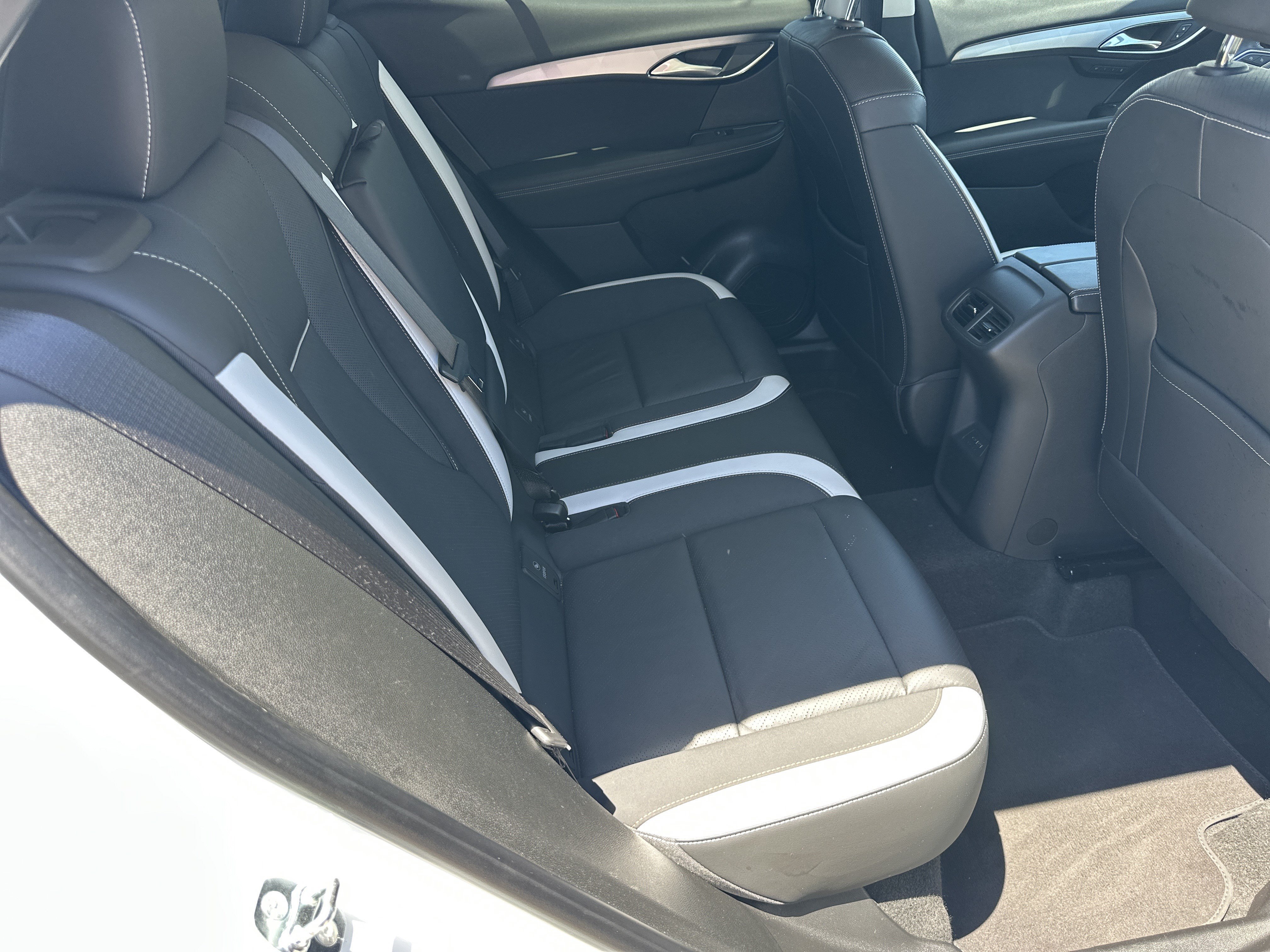 Certified 2025 Buick Envision Sport Touring AWD/4WD image 16