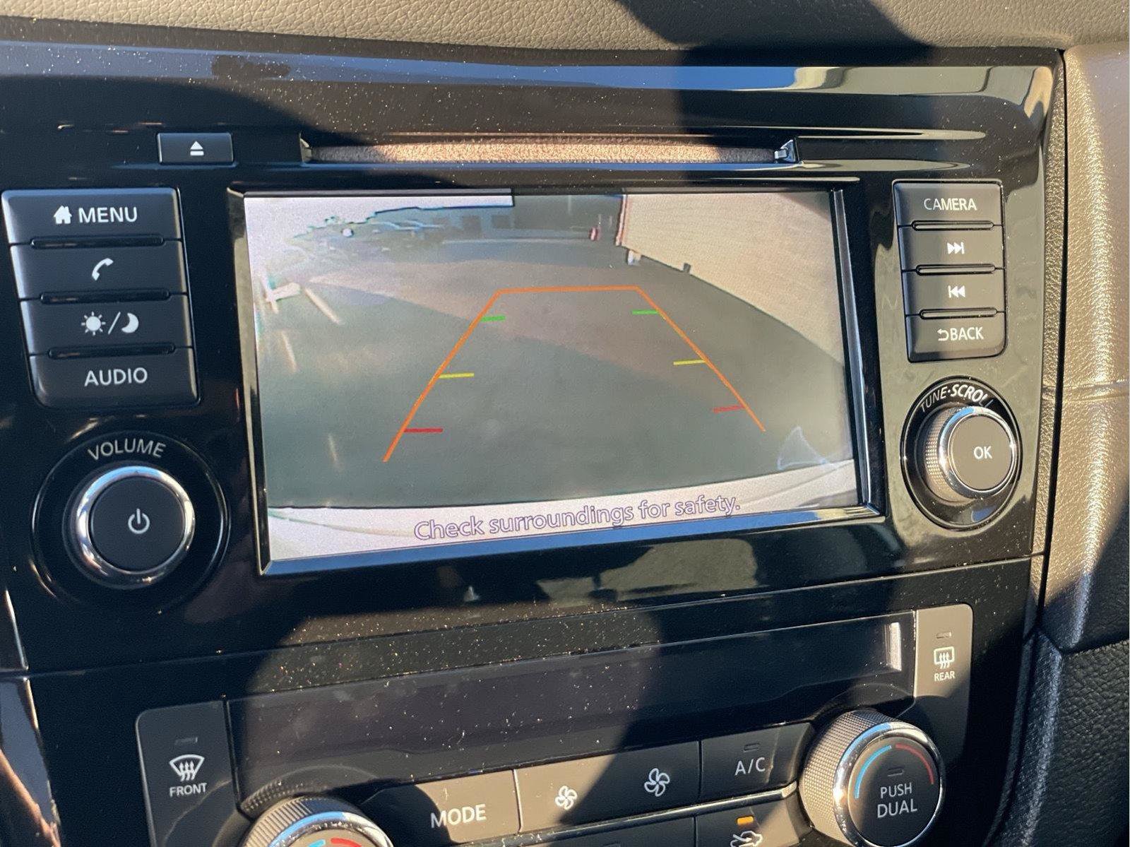 Used 2018 Nissan Rogue SV AWD/4WD image 33