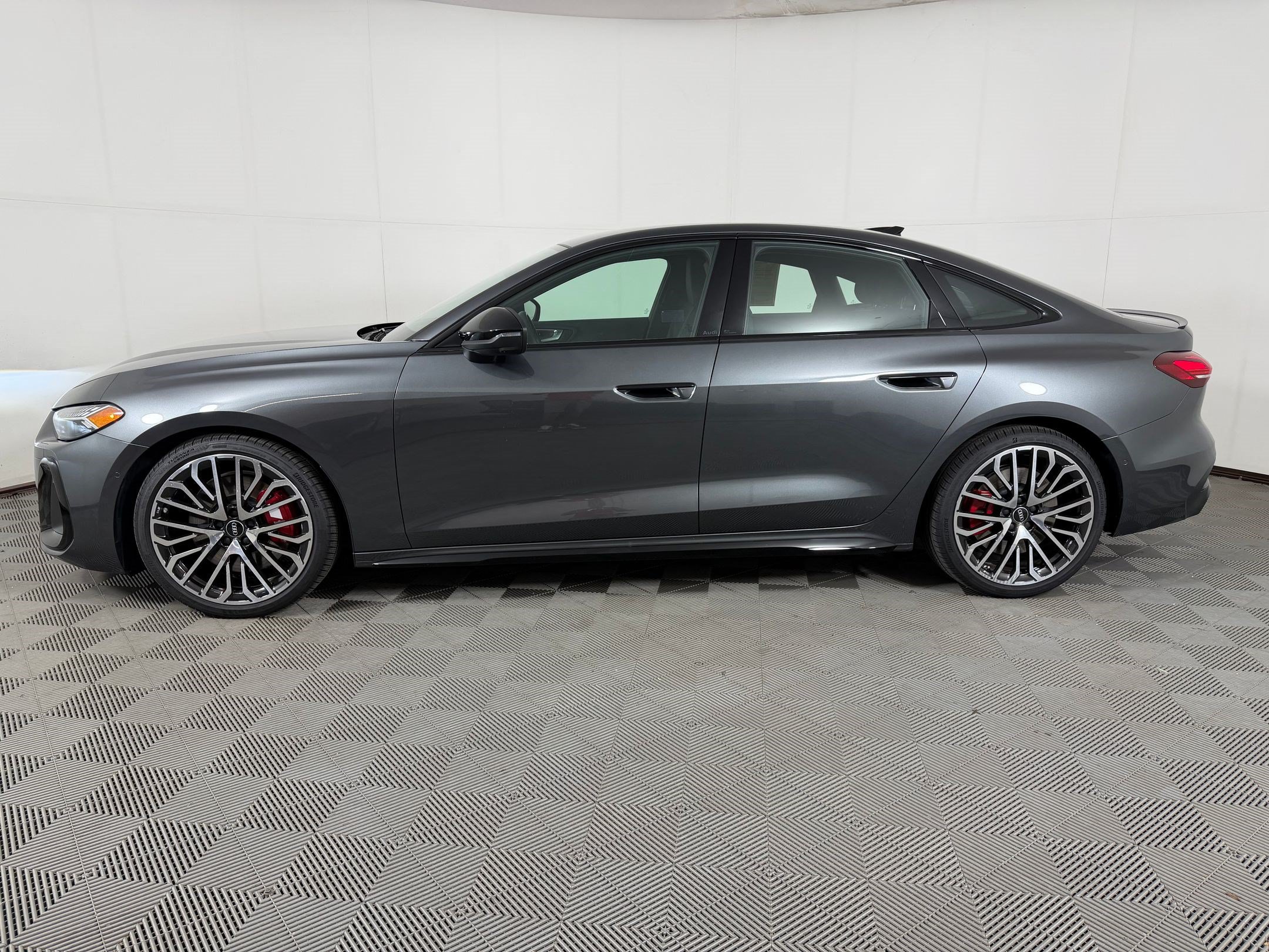 Certified 2025 Audi S5 Premium Plus w/ Premium Plus Package AWD/4WD image 2