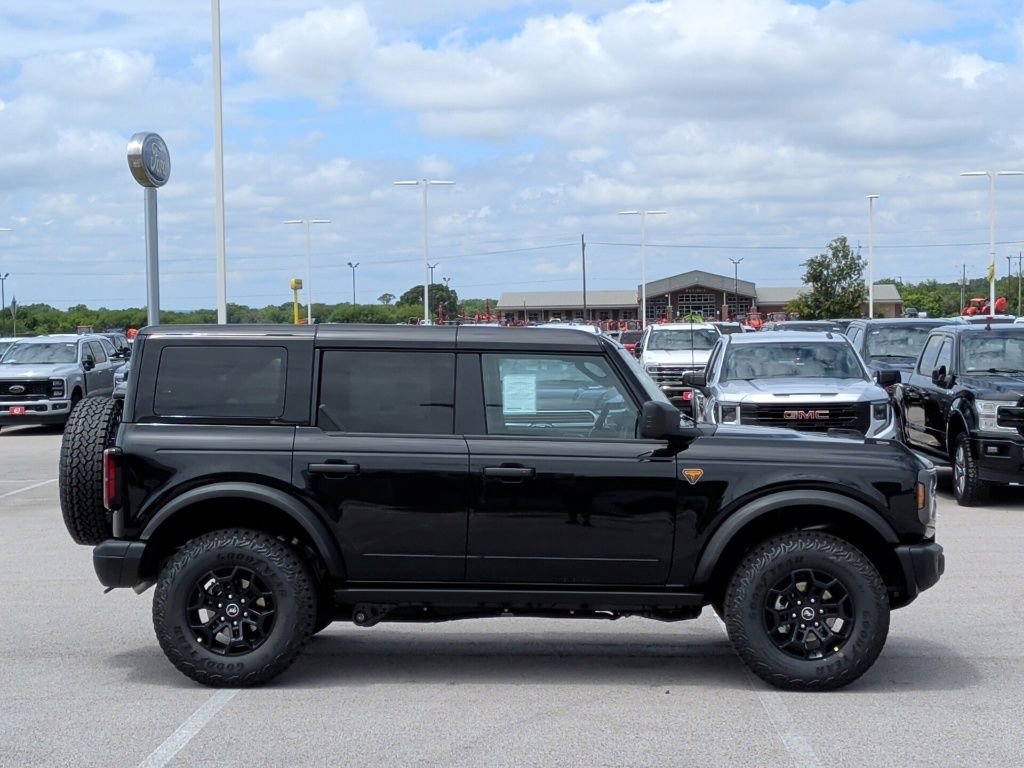 New 2026 Ford Bronco Badlands AWD/4WD image 9