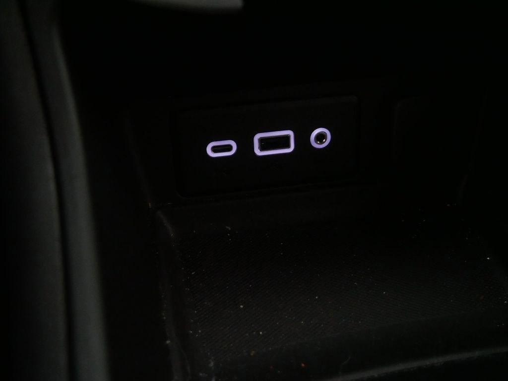 Used 2023 GMC Terrain SLE w/ Driver Convenience Package image 22