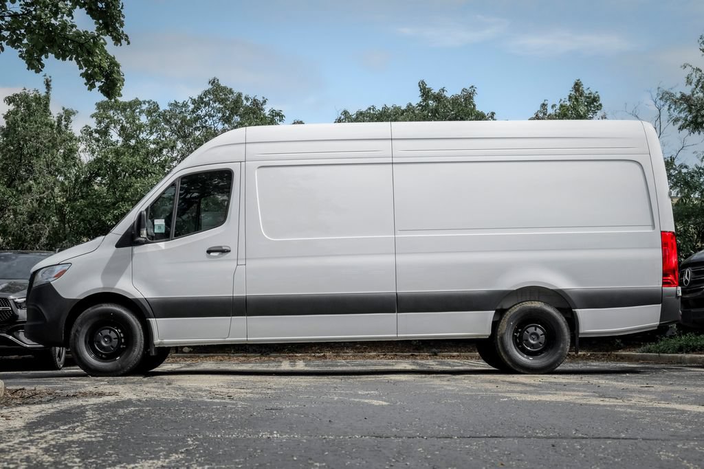New 2026 Mercedes-Benz Sprinter 2500 image 3