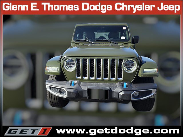 Certified 2022 Jeep Wrangler Unlimited Sahara AWD/4WD image 2