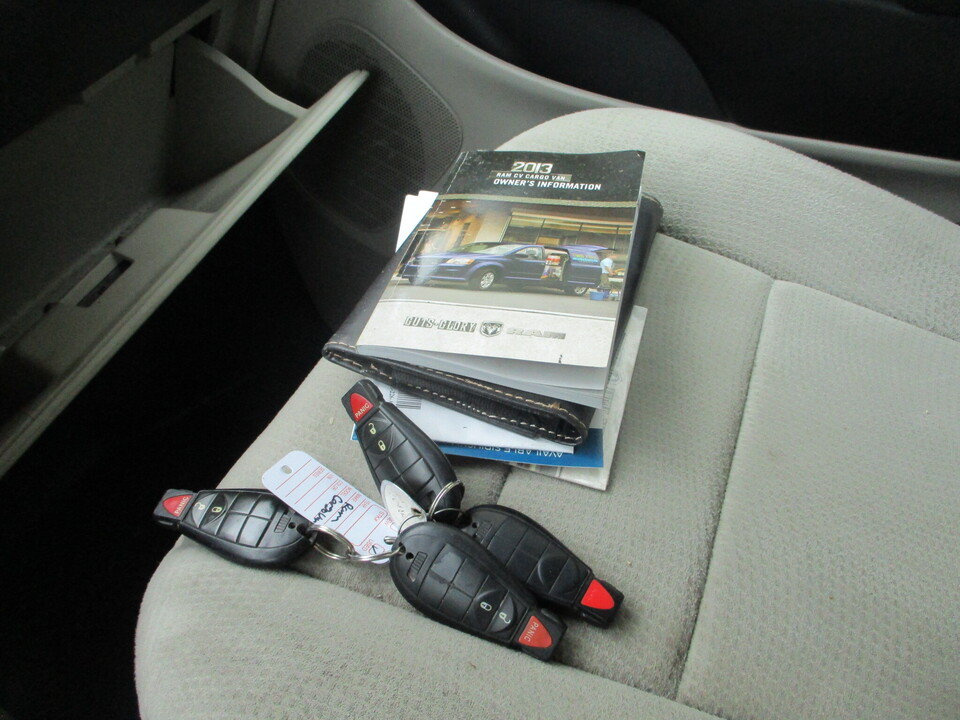 Used 2013 RAM C/V Tradesman FWD image 35