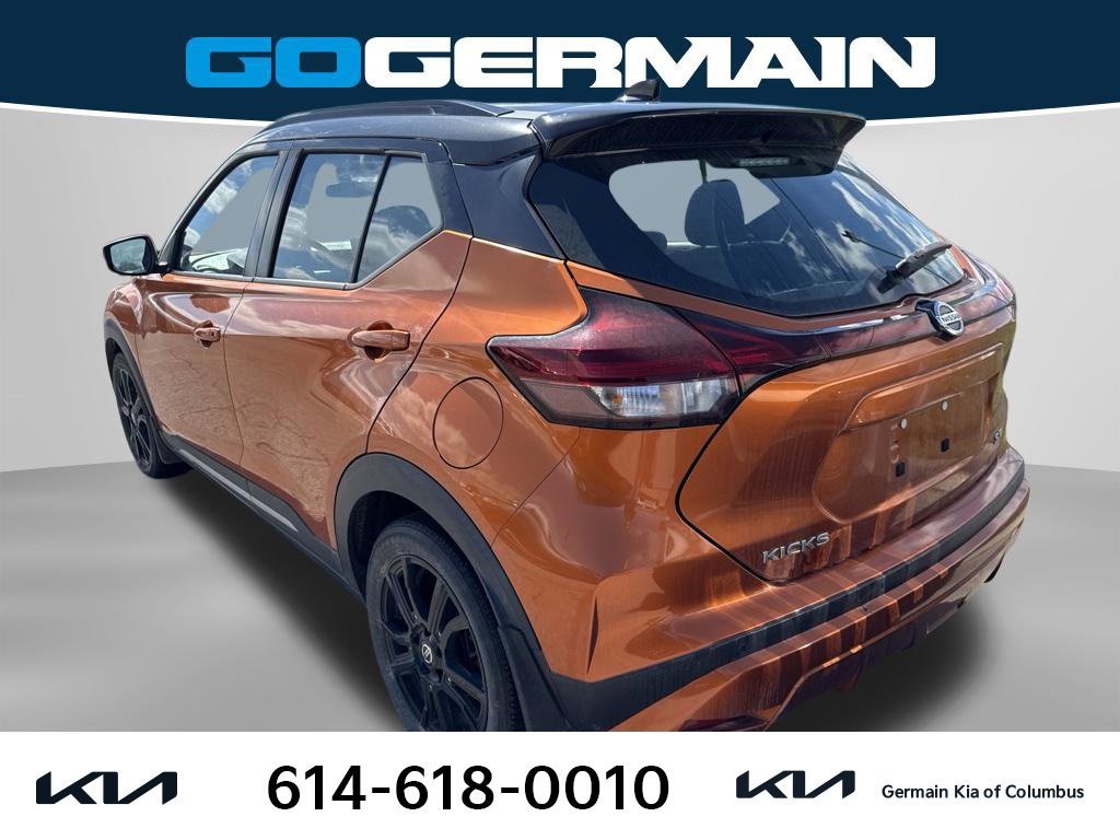 Used 2021 Nissan Kicks SR FWD image 2