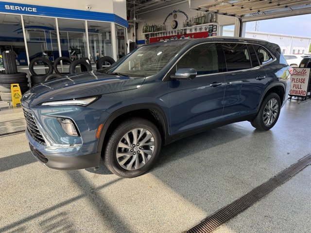 New 2026 Buick Enclave Preferred w/ LPO, Floor Liner Package image 4