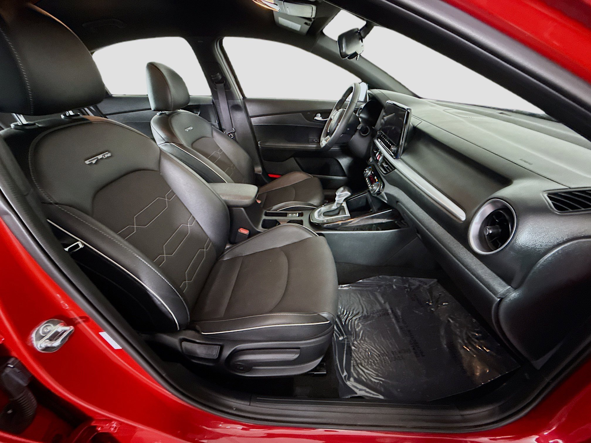 Used 2024 Kia Forte GT-Line image 38