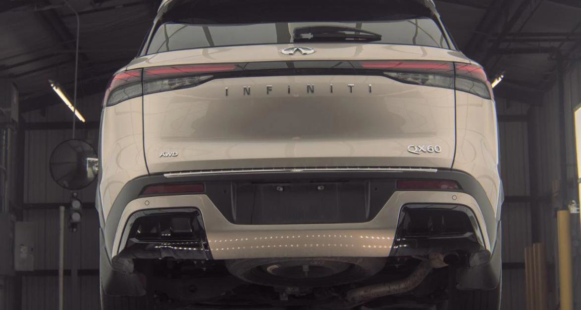 Certified 2023 INFINITI QX60 Luxe w/ Cargo Package image 7