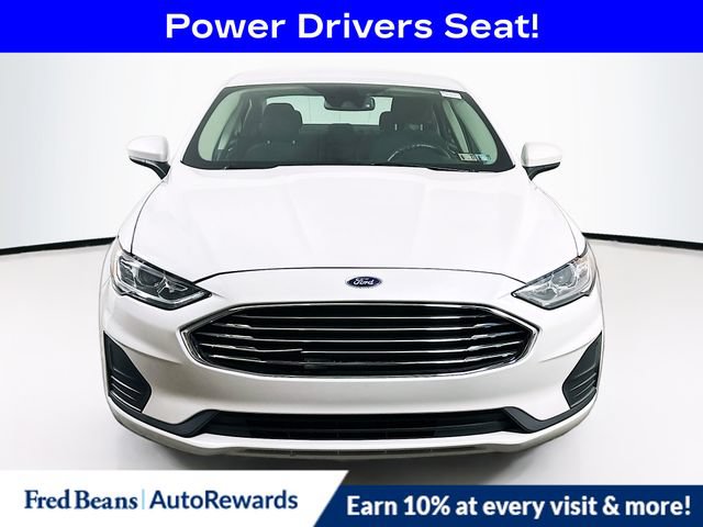 Used 2020 Ford Fusion SE FWD image 2