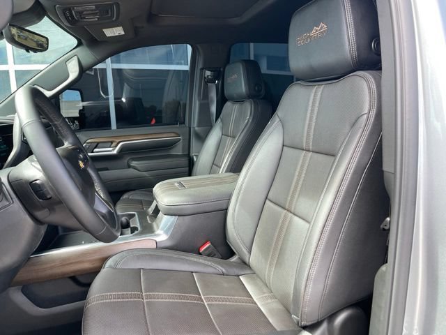 Certified 2024 Chevrolet Silverado 3500 High Country w/ High Country Premium Package AWD/4WD image 17