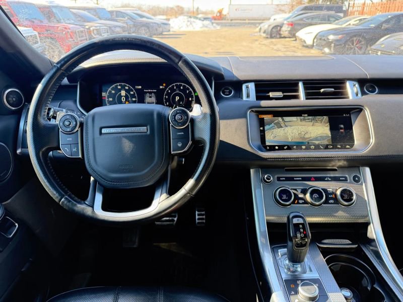 Used 2017 Land Rover Range Rover Sport HSE Dynamic image 19