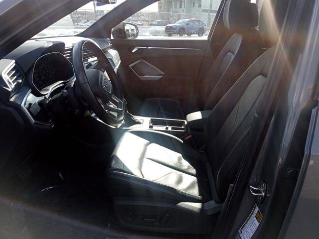 Used 2023 Audi Q3 2.0T Premium image 19