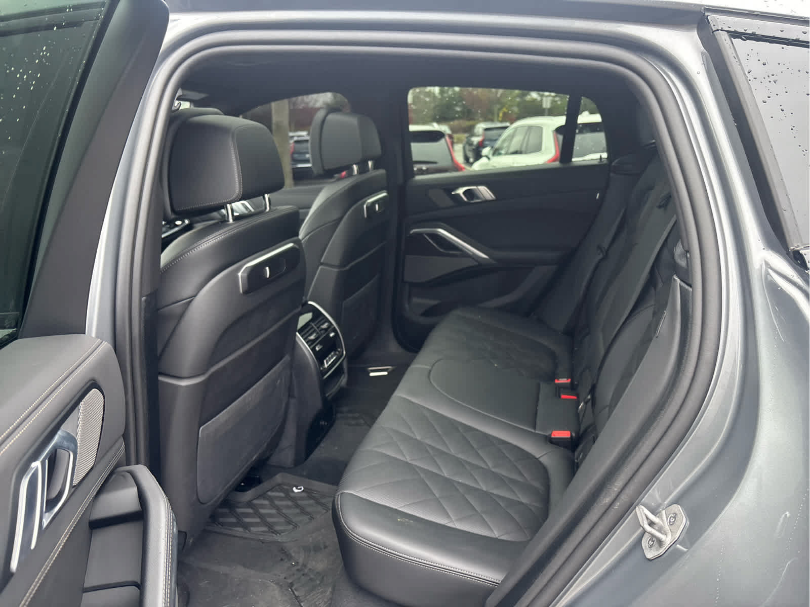 Used 2026 BMW X6 xDrive40i AWD/4WD image 15