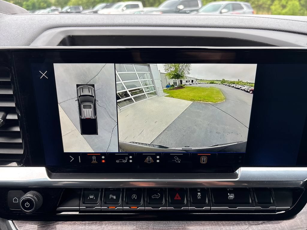 Certified 2025 Chevrolet Silverado 1500 LTZ w/ Technology Package AWD/4WD image 19