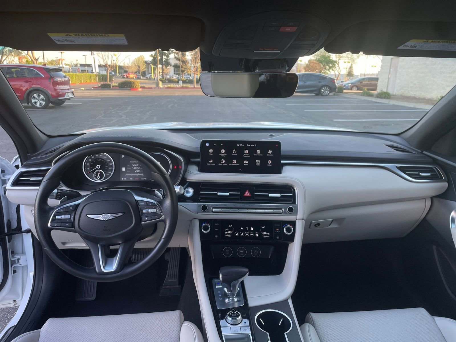 Used 2025 Genesis G70 2.5T image 35