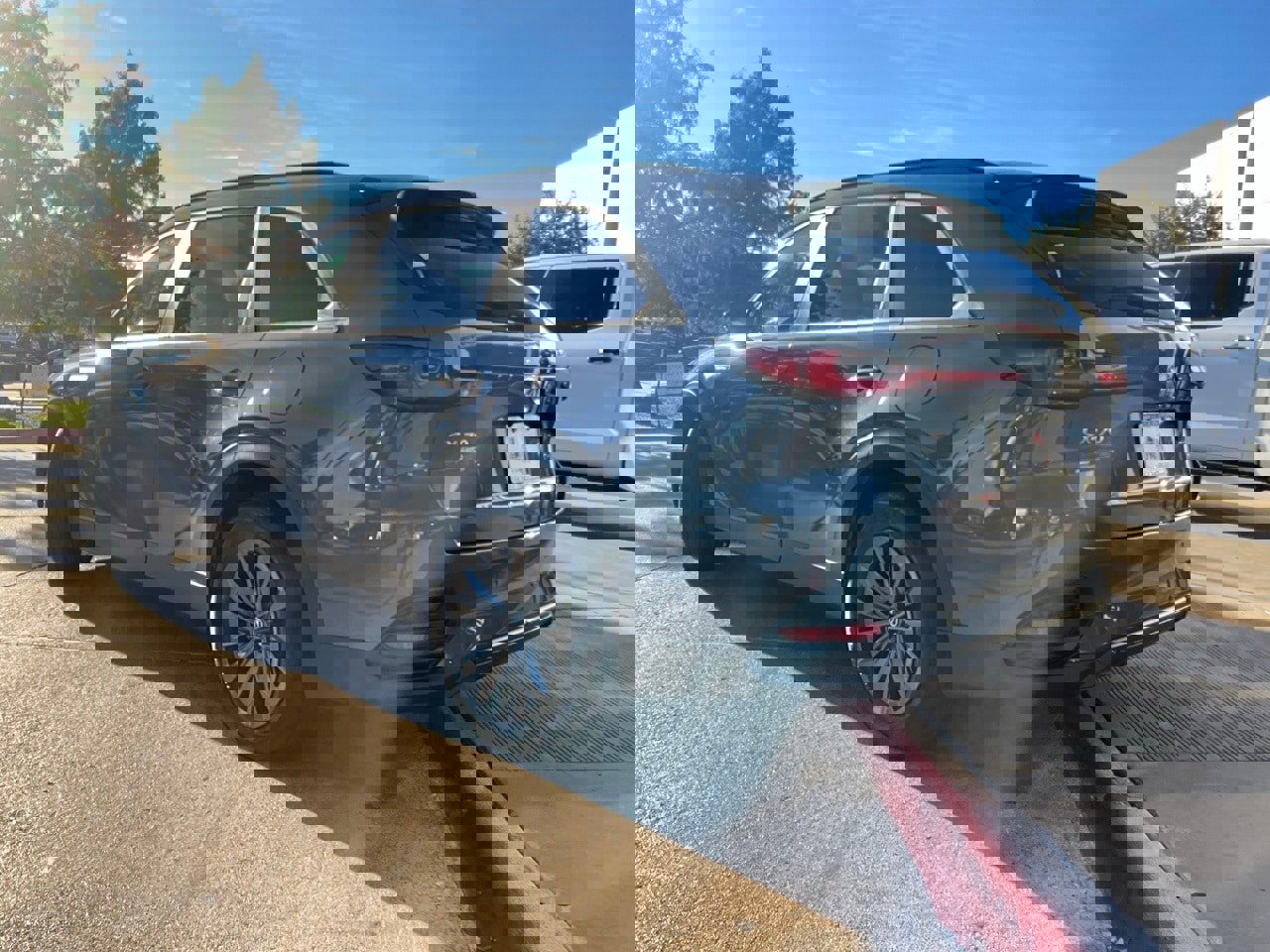 Used 2025 MAZDA CX-70 3.3 Turbo w/ Preferred Package image 8