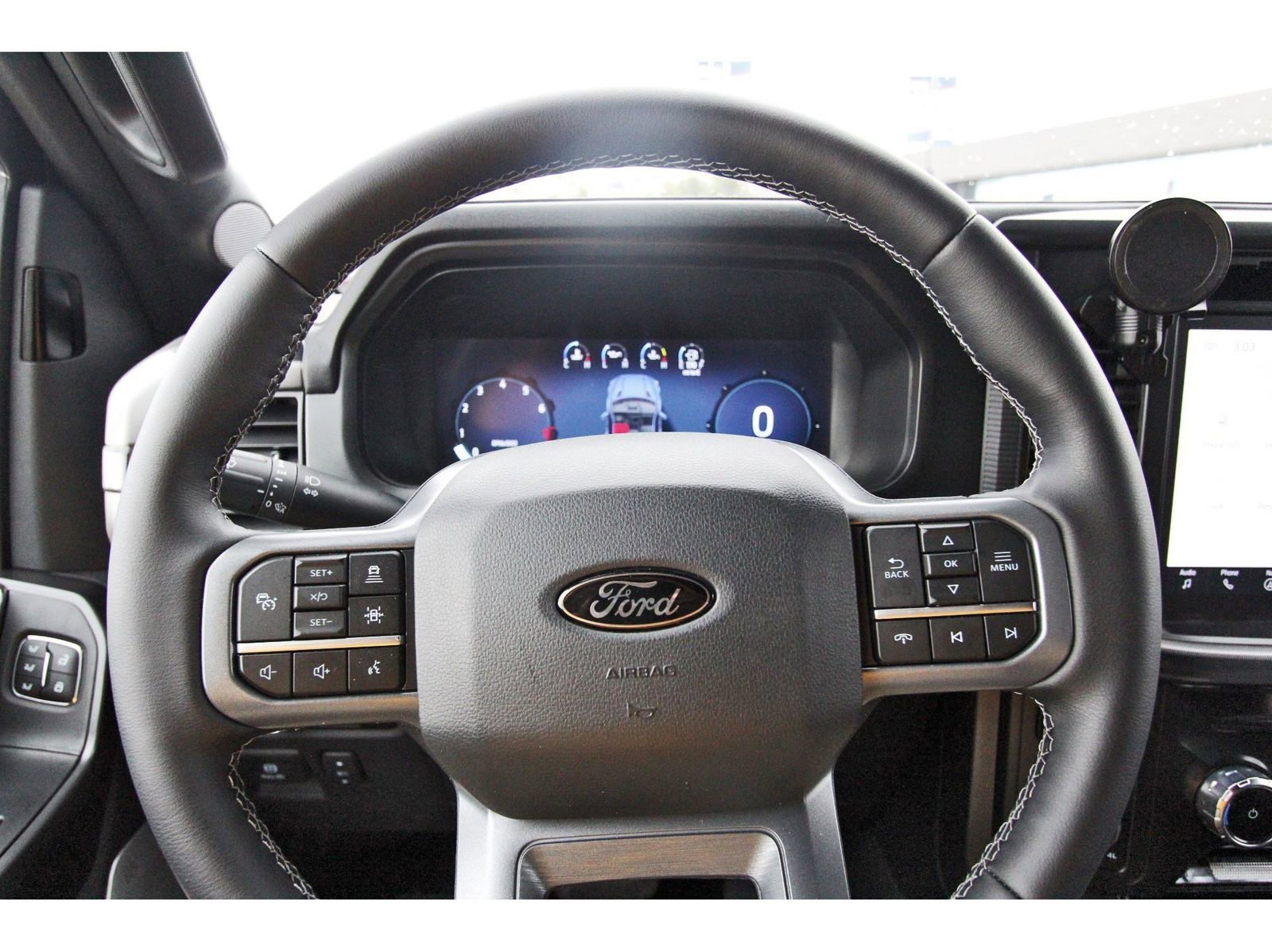 Used 2025 Ford F150 Lariat w/ Equipment Group 502A High image 16