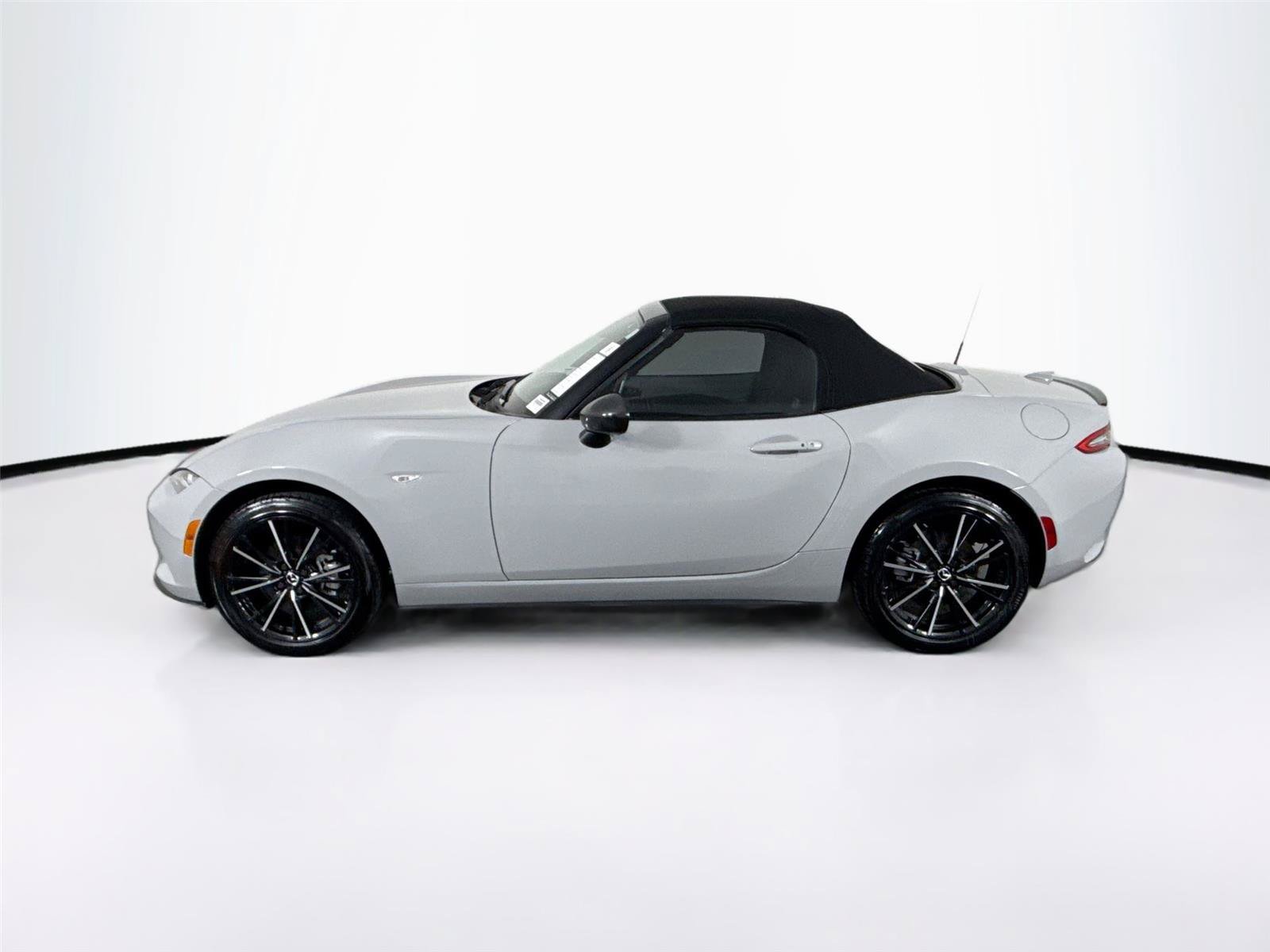 Used 2026 MAZDA MX-5 Miata Grand Touring RWD image 13