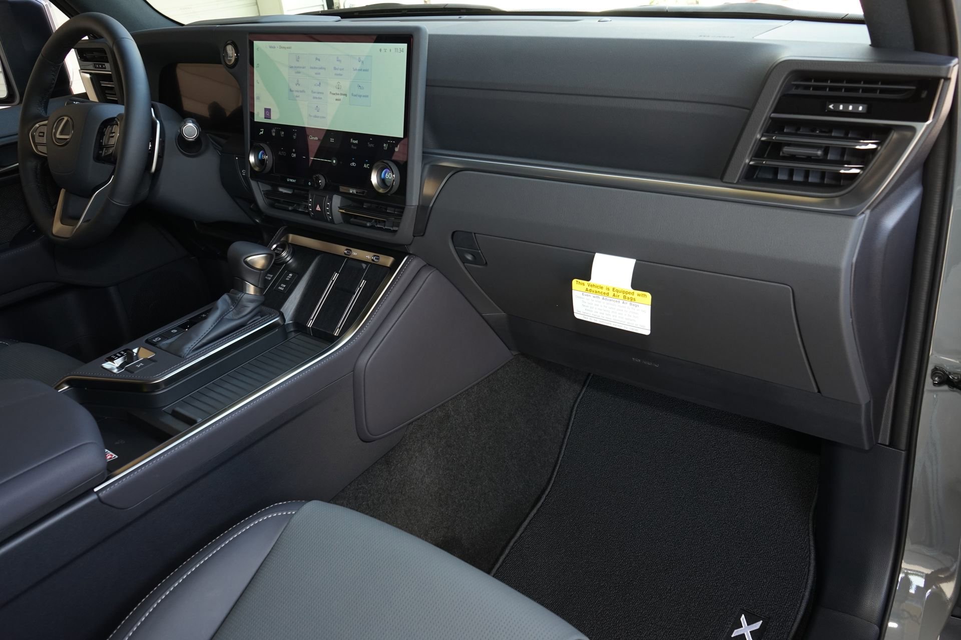 Used 2025 Lexus GX 550 w/ Cold Area Package image 12