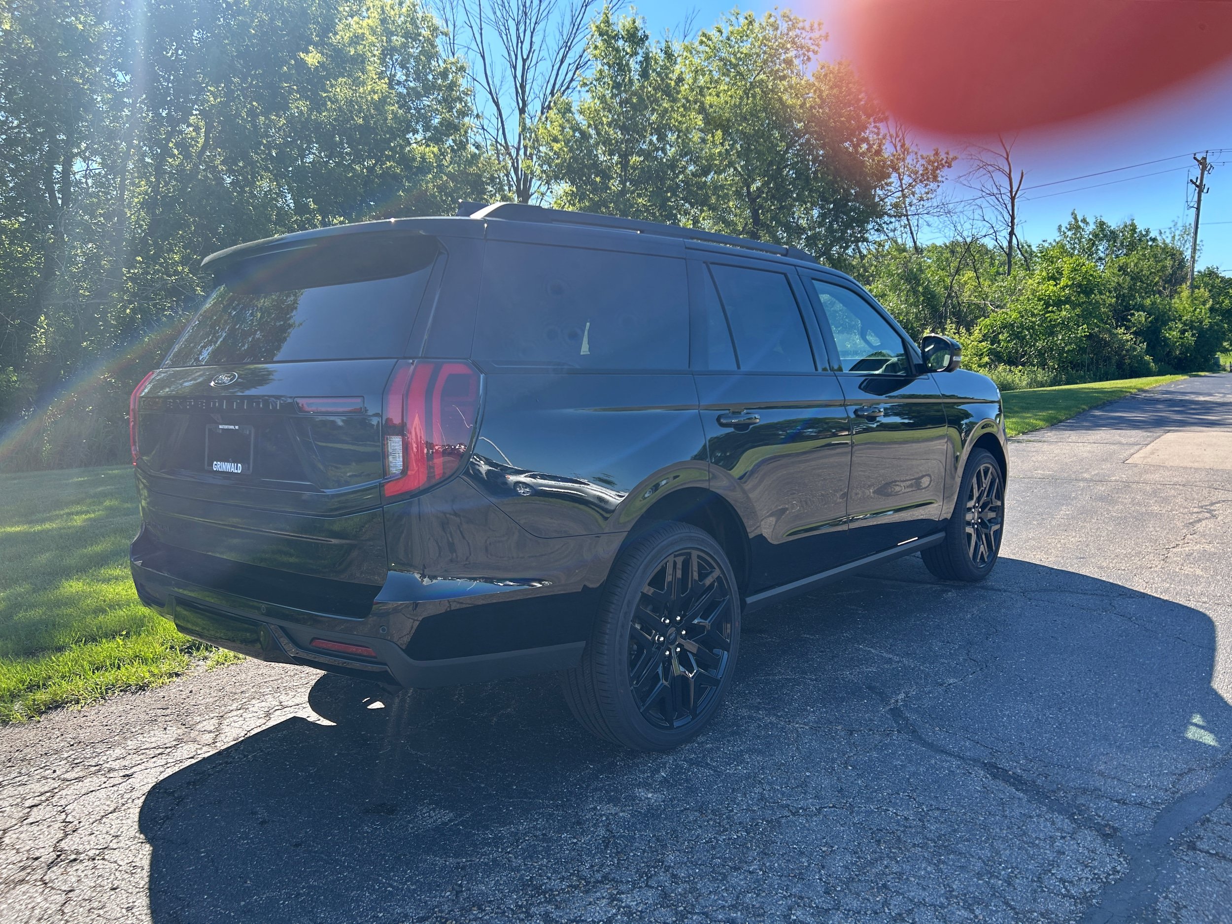 New 2026 Ford Expedition Platinum w/ Stealth Performance Package AWD/4WD image 7
