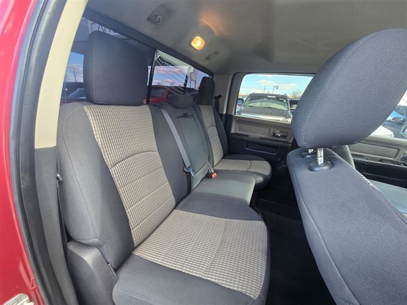 Used 2012 RAM 1500 Big Horn w/ Luxury Group image 26