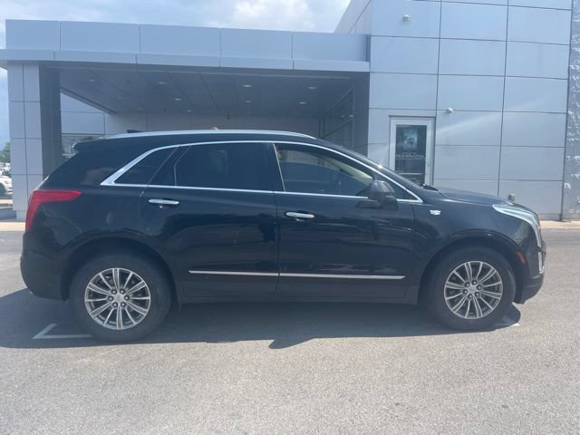 Used 2018 Cadillac XT5 Luxury w/ Driver Awareness Package AWD/4WD image 4