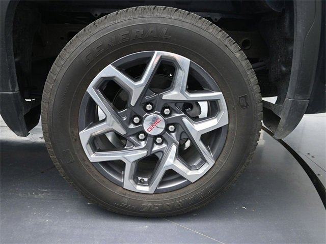 New 2026 GMC Sierra 1500 SLE image 13