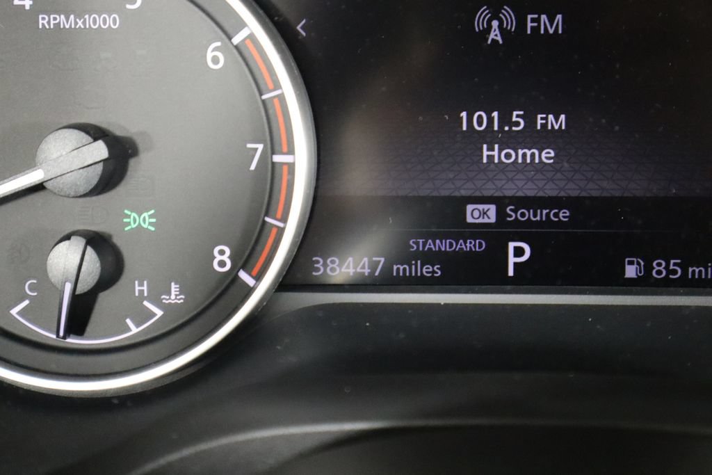 Used 2023 Nissan Rogue SL FWD image 40