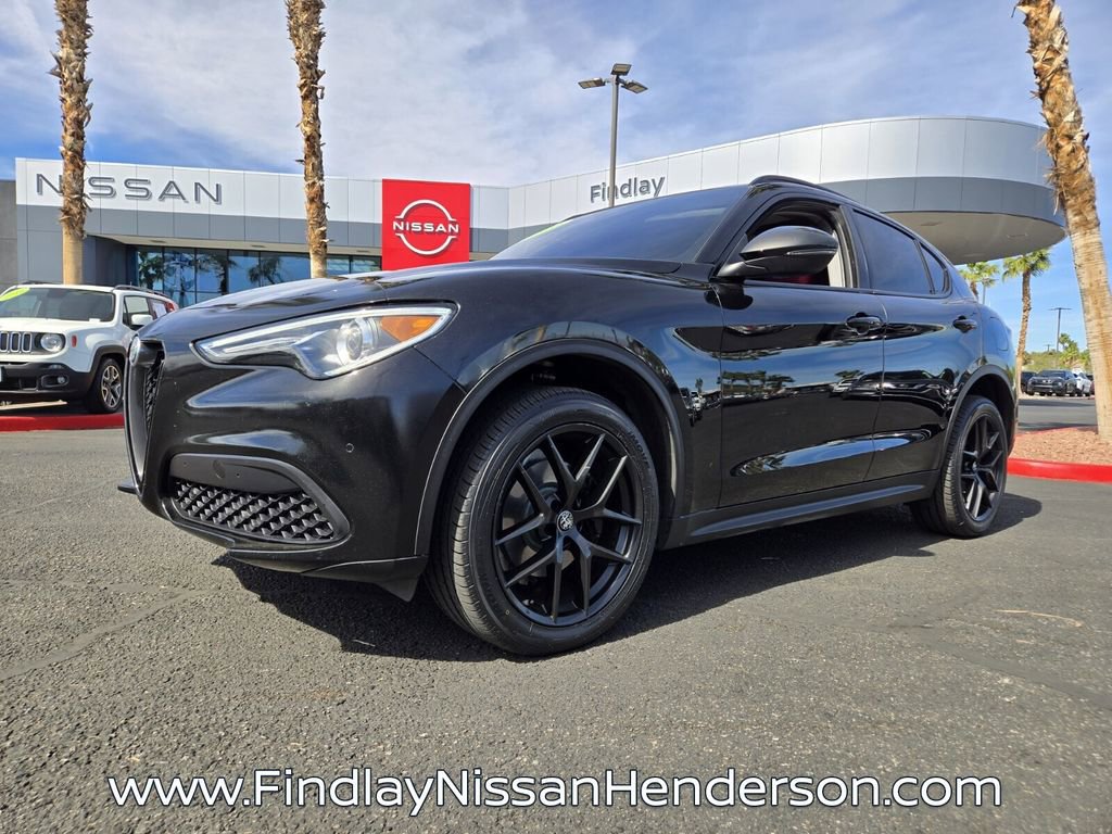 Used 2020 Alfa Romeo Stelvio w/ Nero Edizione RWD video 2