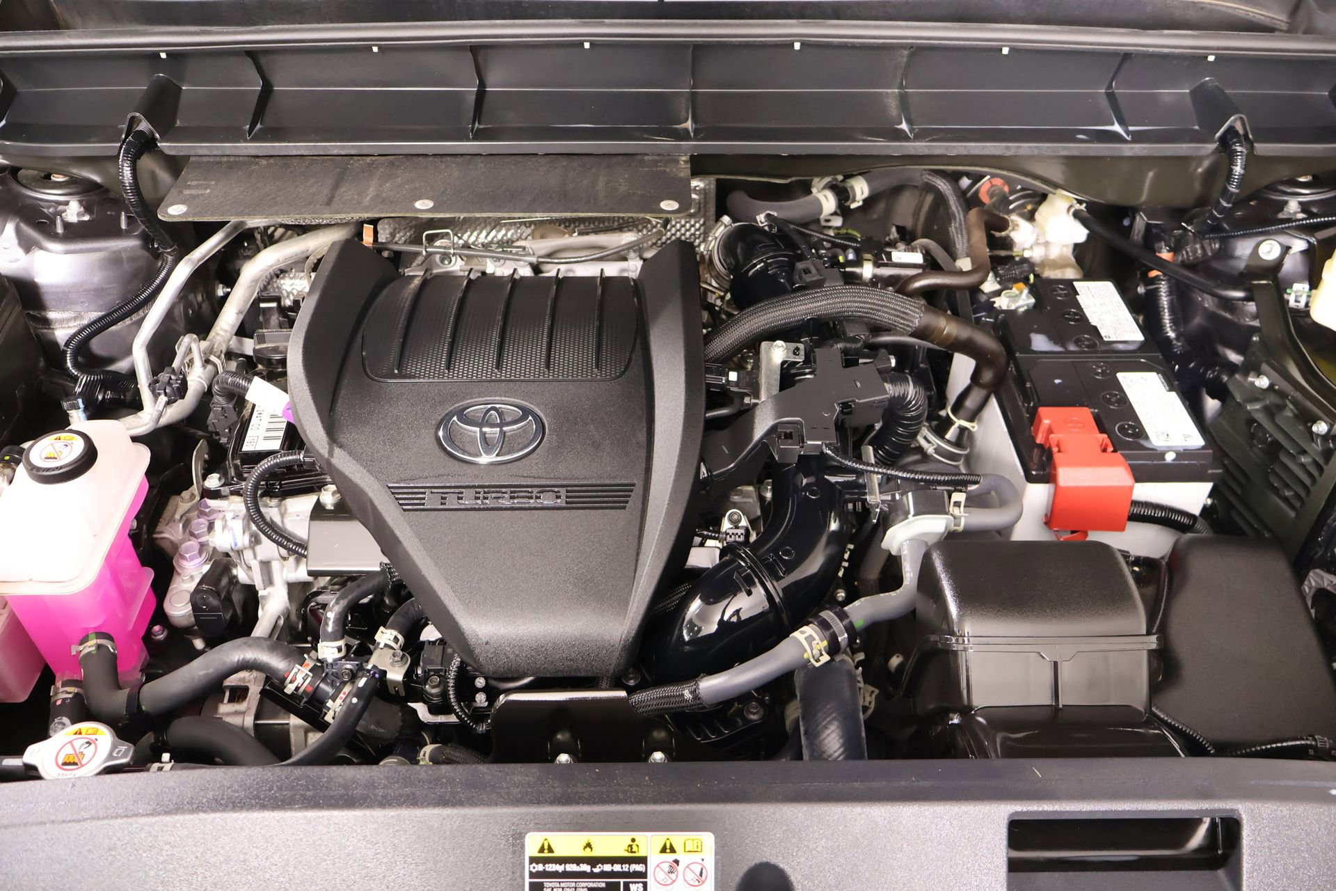 Used 2024 Toyota Highlander Limited FWD image 20
