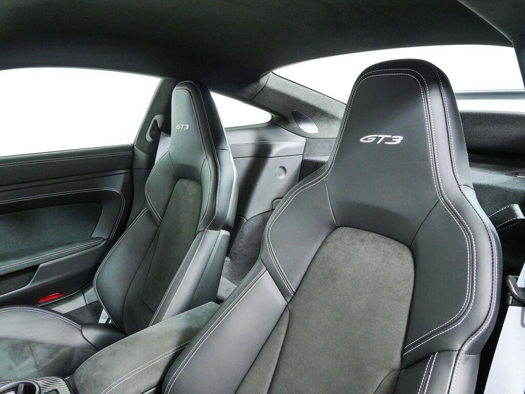 Certified 2026 Porsche 911 GT3 RWD image 5