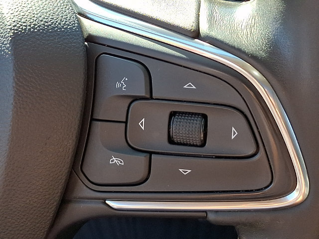 Used 2023 Buick Envision Essence w/ Sport Touring Package FWD image 22