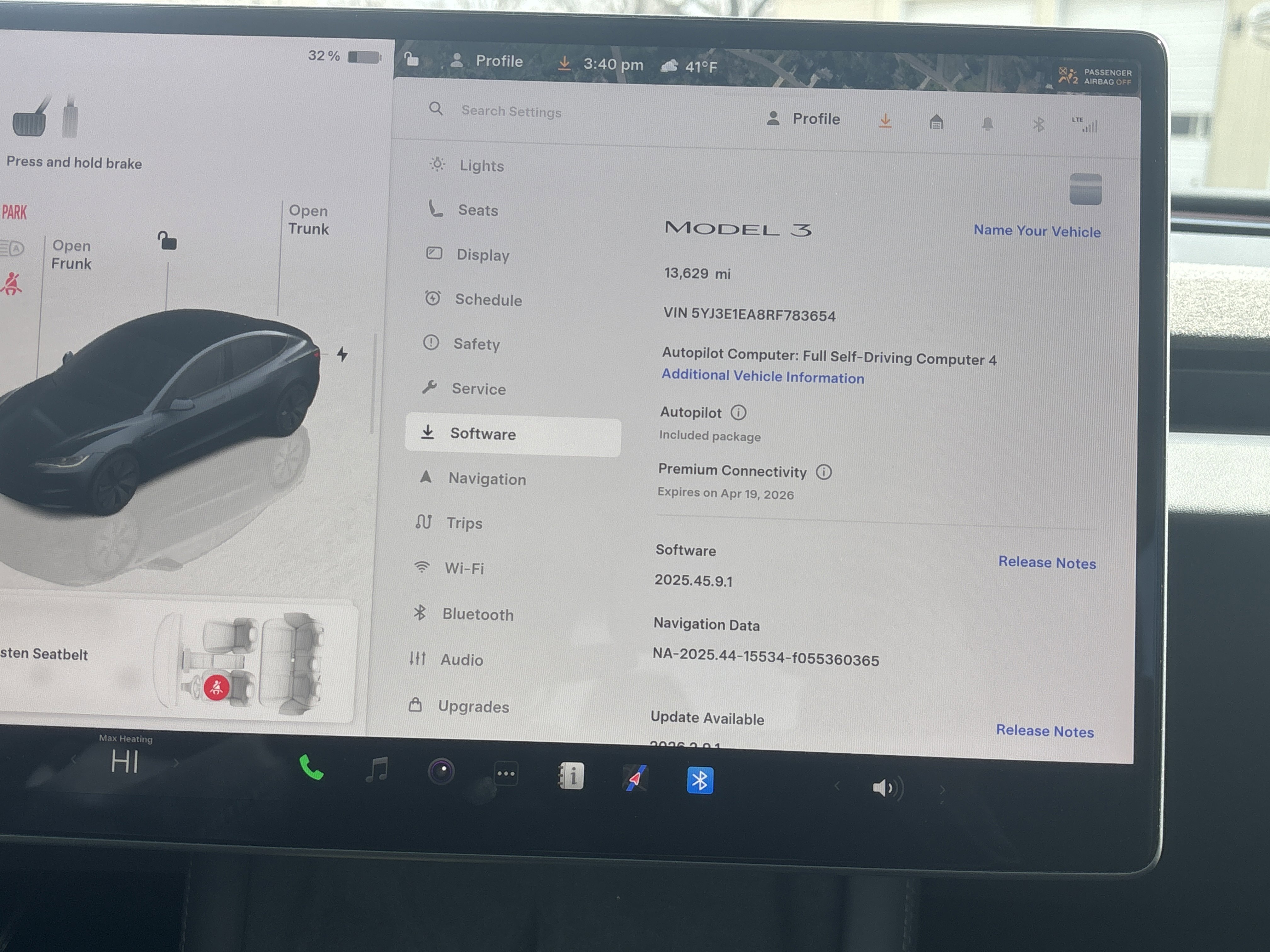 Used 2024 Tesla Model 3 Standard Range image 5
