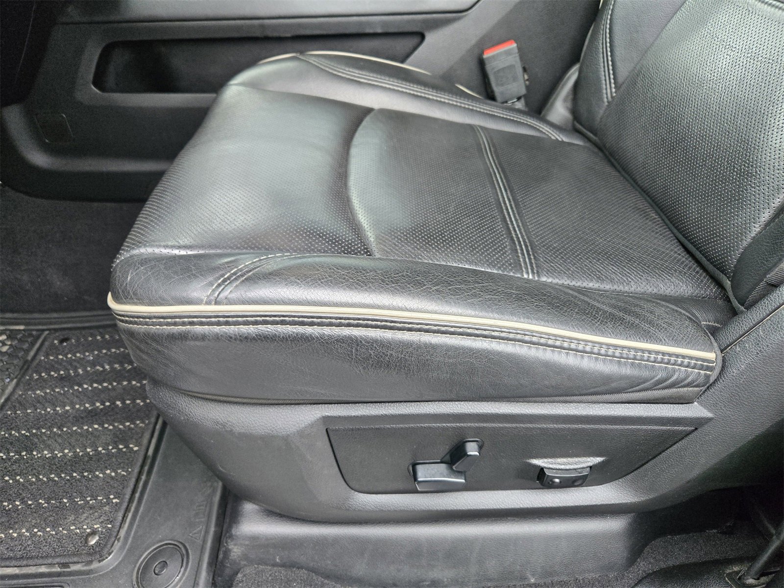 Used 2020 RAM 2500 Limited image 21