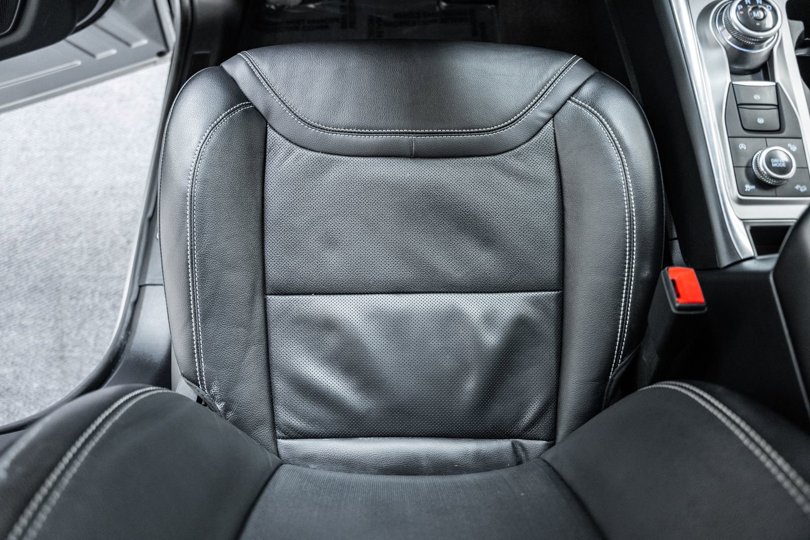 Certified 2020 Ford Explorer ST w/ ST Street Pack image 42