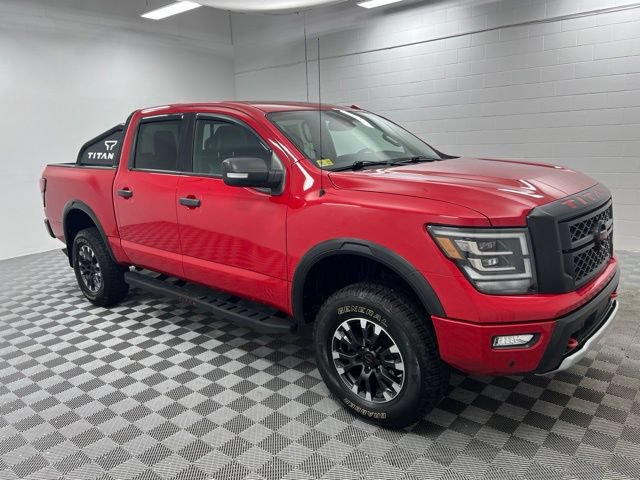Used 2021 Nissan Titan PRO-4X w/ Pro-4x Convenience Package AWD/4WD image 4