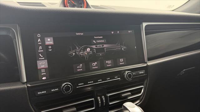 Used 2019 Porsche Macan AWD/4WD image 30