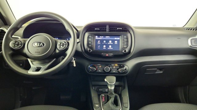 Used 2021 Kia Soul LX FWD image 21