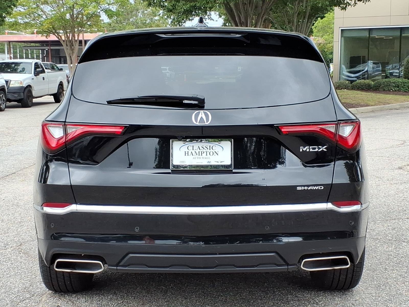 Used 2023 Acura MDX w/ Technology Package AWD/4WD image 9