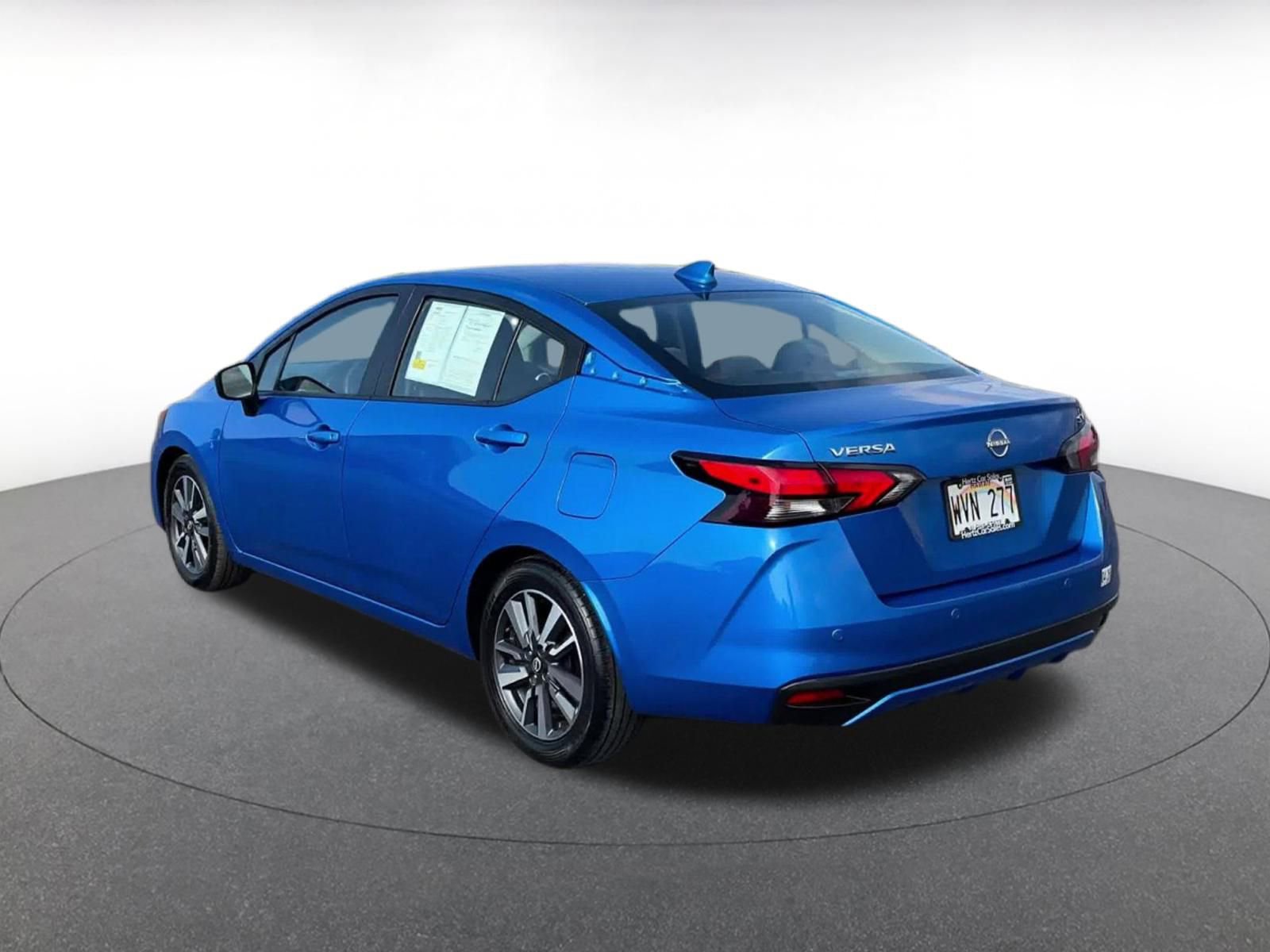 Used 2023 Nissan Versa SV image 11