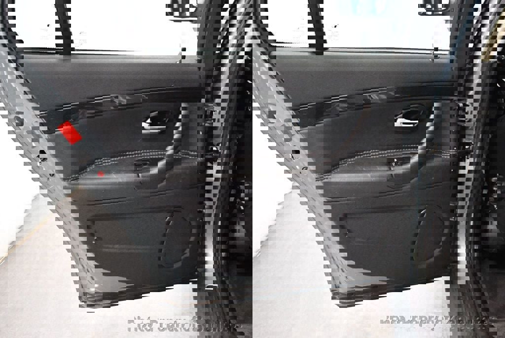 Used 2009 Saab 9-3 Aero image 36