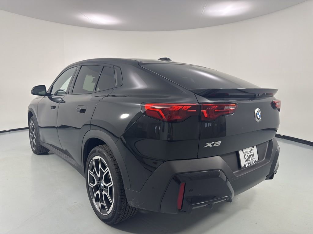 New 2026 BMW X2 xDrive28i w/ Technology Package AWD/4WD image 5