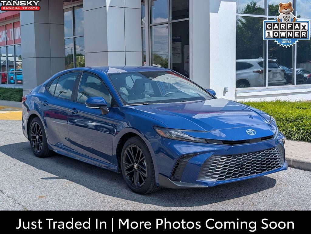 Certified 2026 Toyota Camry SE FWD image 1
