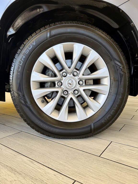 Used 2016 Lexus GX 460 460 w/ Premium Package AWD/4WD image 20