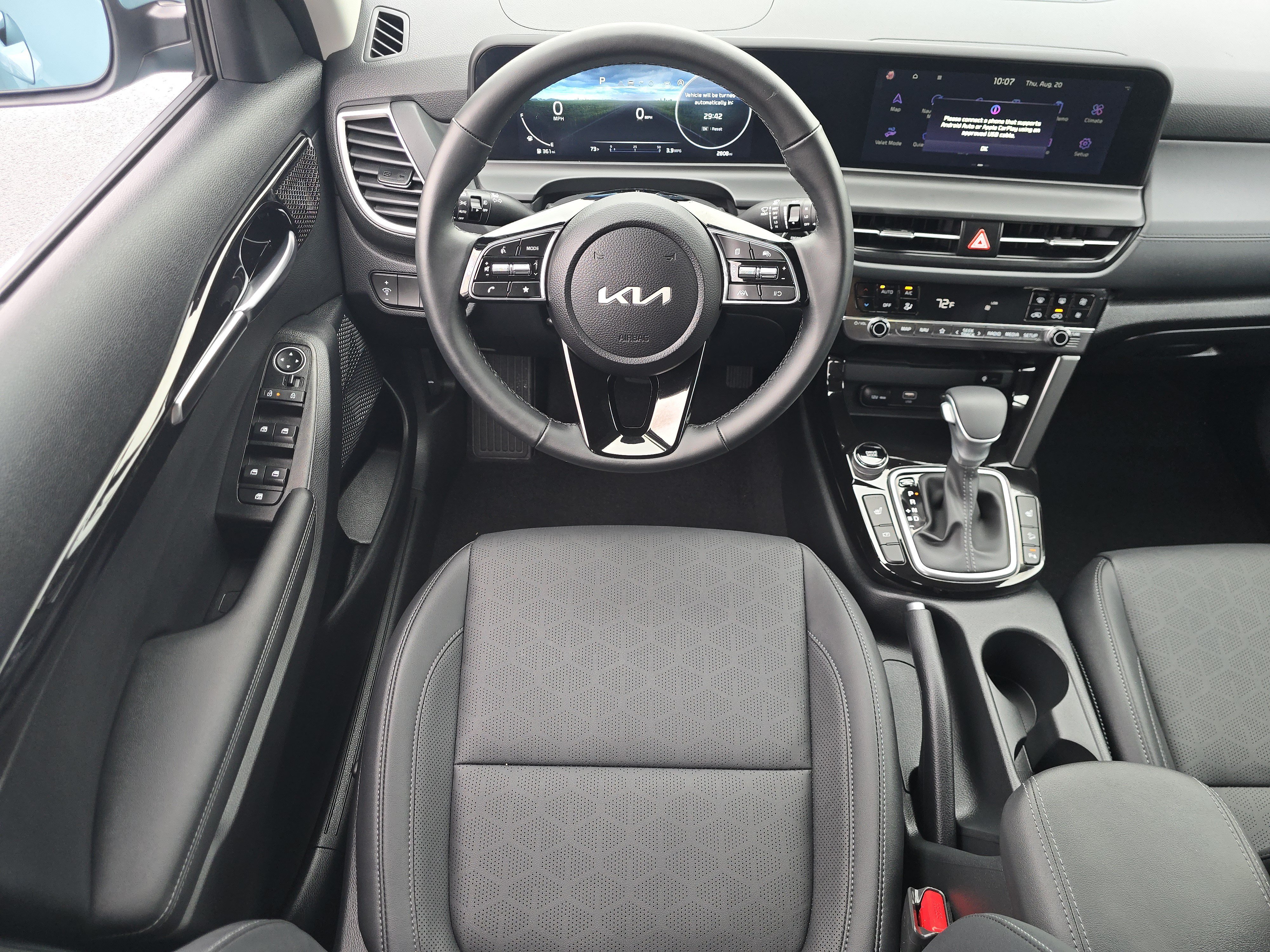 Used 2026 Kia Seltos EX FWD image 21