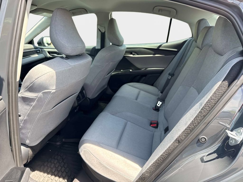 Used 2025 Toyota Camry LE w/ Convenience Package image 14