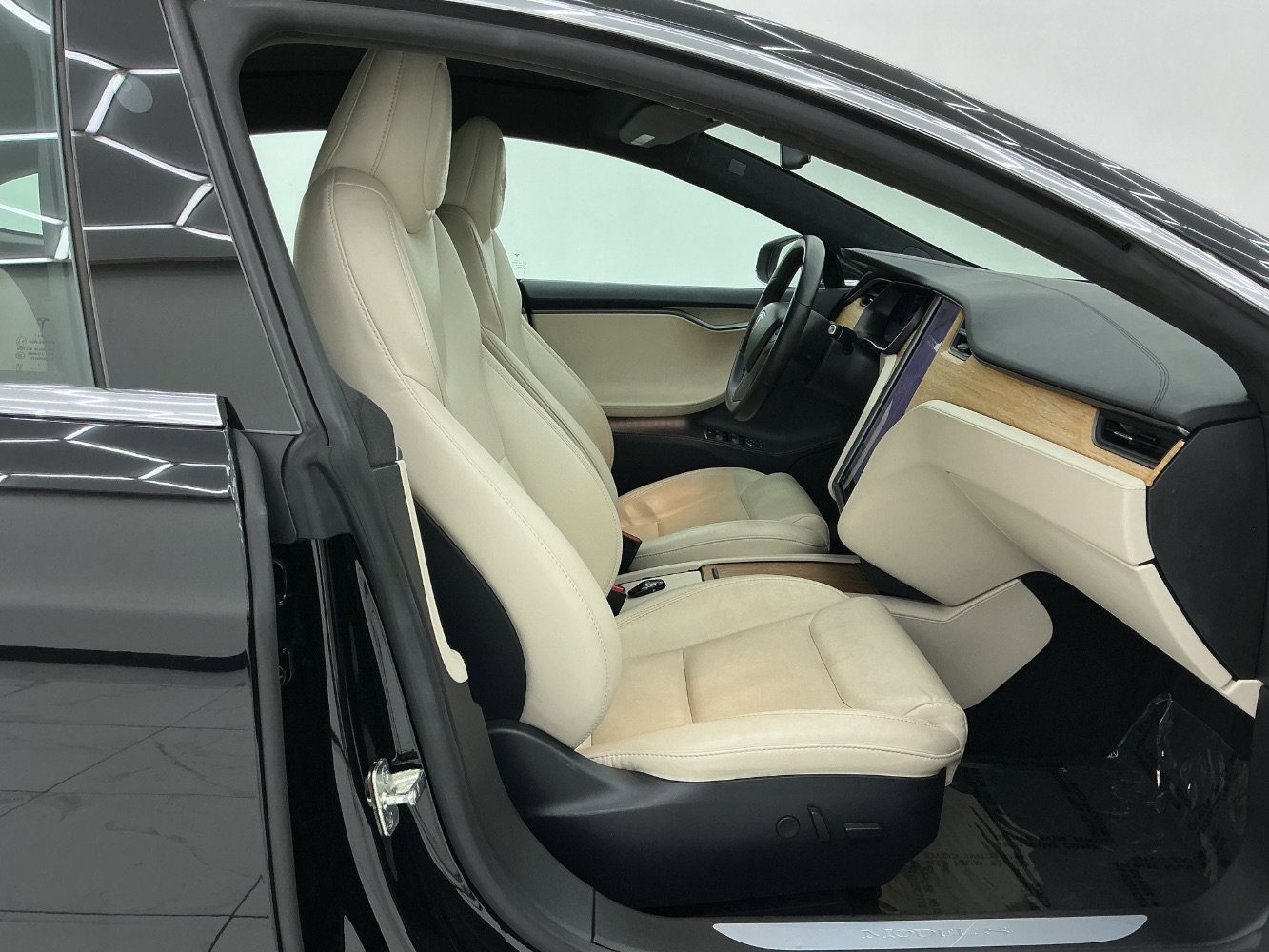 Used 2021 Tesla Model S Long Range Plus AWD/4WD image 15