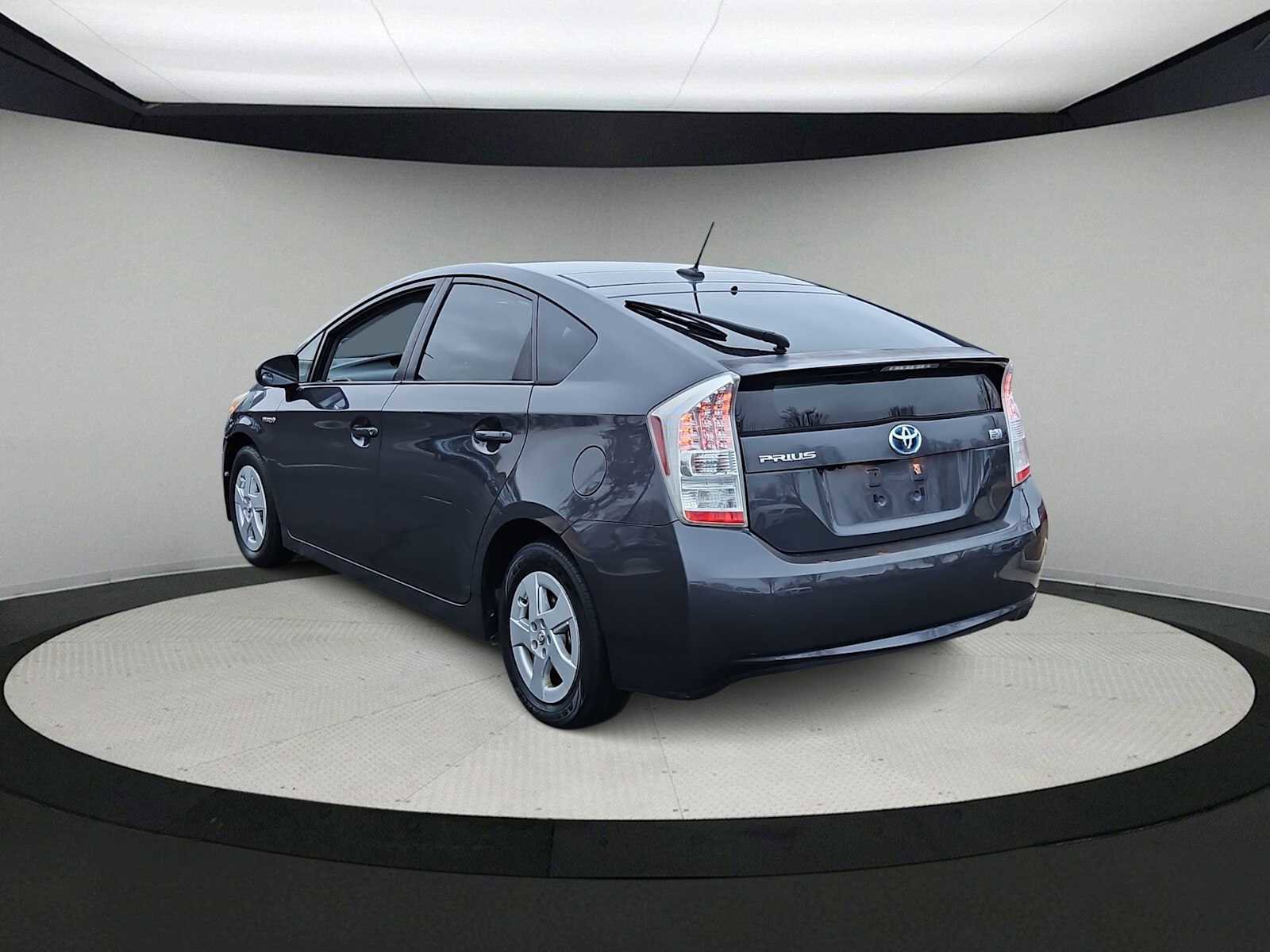 Used 2010 Toyota Prius Five image 6
